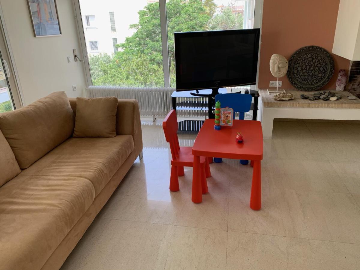 Oasis Exclusive Apartment @ Athenian Riviera Luaran gambar