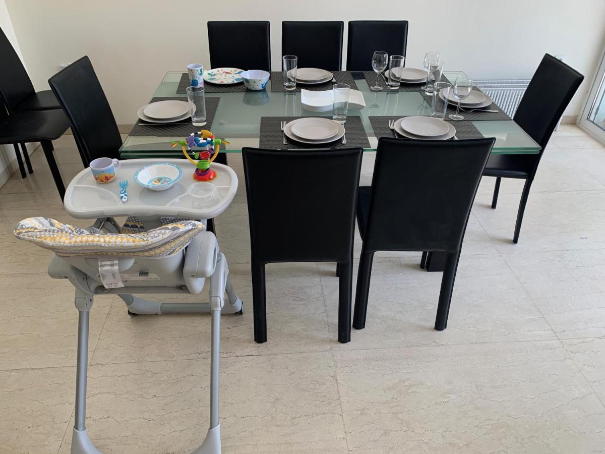Oasis Exclusive Apartment @ Athenian Riviera Luaran gambar