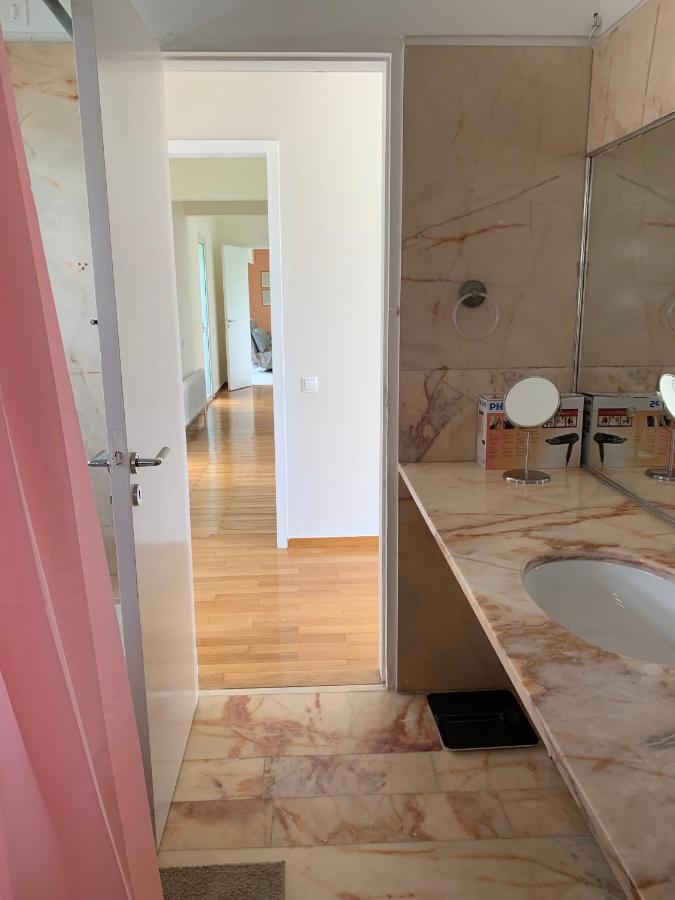 Oasis Exclusive Apartment @ Athenian Riviera Luaran gambar